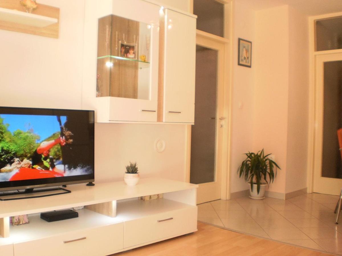 Lana Apartment Omiš