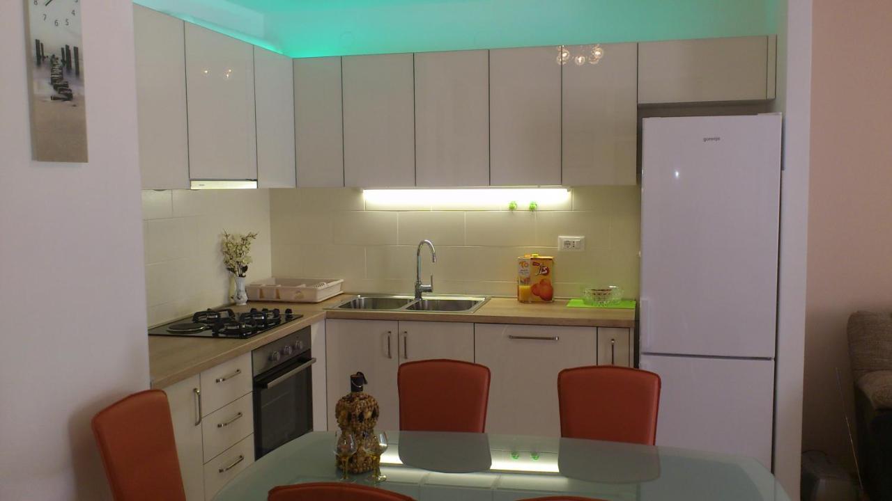 Lana Apartment
