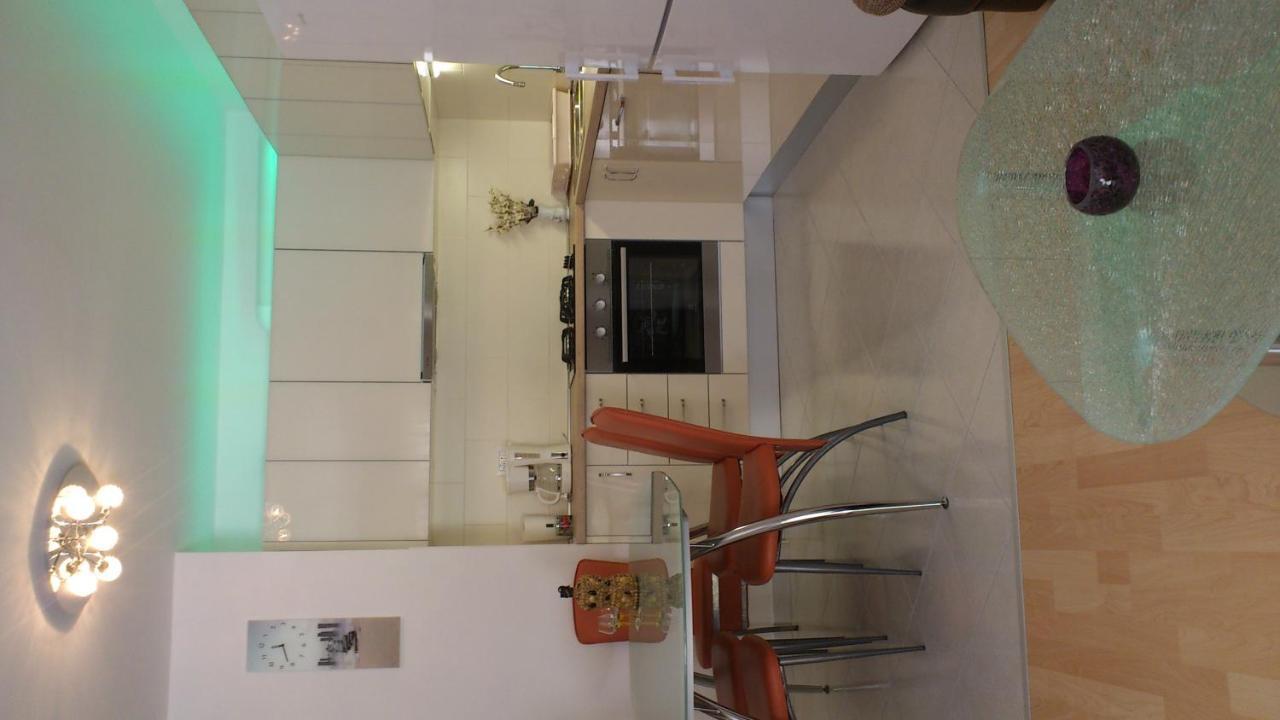 Lana Apartment Omis